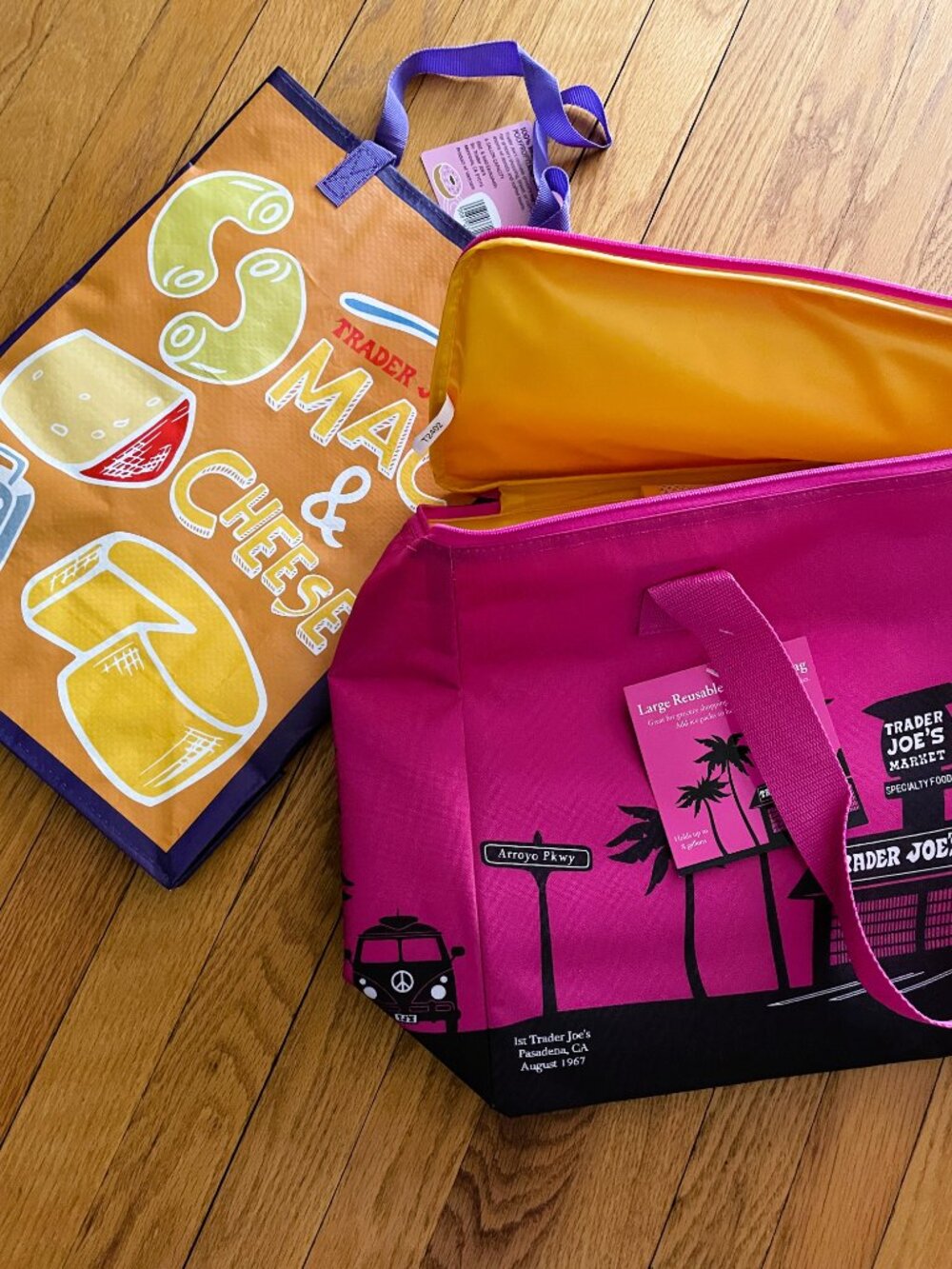 NWT Trader Joe's Magenta Pink Limited Edition LG Tote w/ PBJ & Mac Tote - Picture 4 of 16